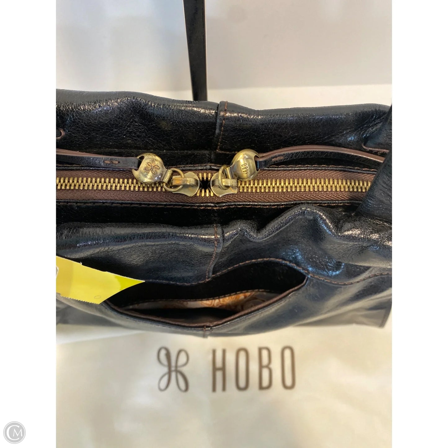 Handbag Leather By Hobo Intl, Size: Medium
