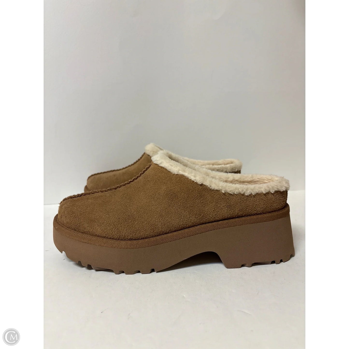 Shoes Designer By Ugg In Brown, Size: 11