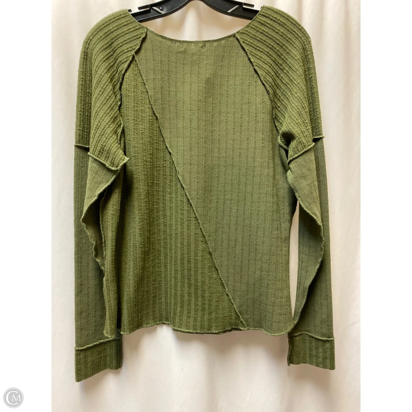 Top Long Sleeve By Maurices In Green, Size: L