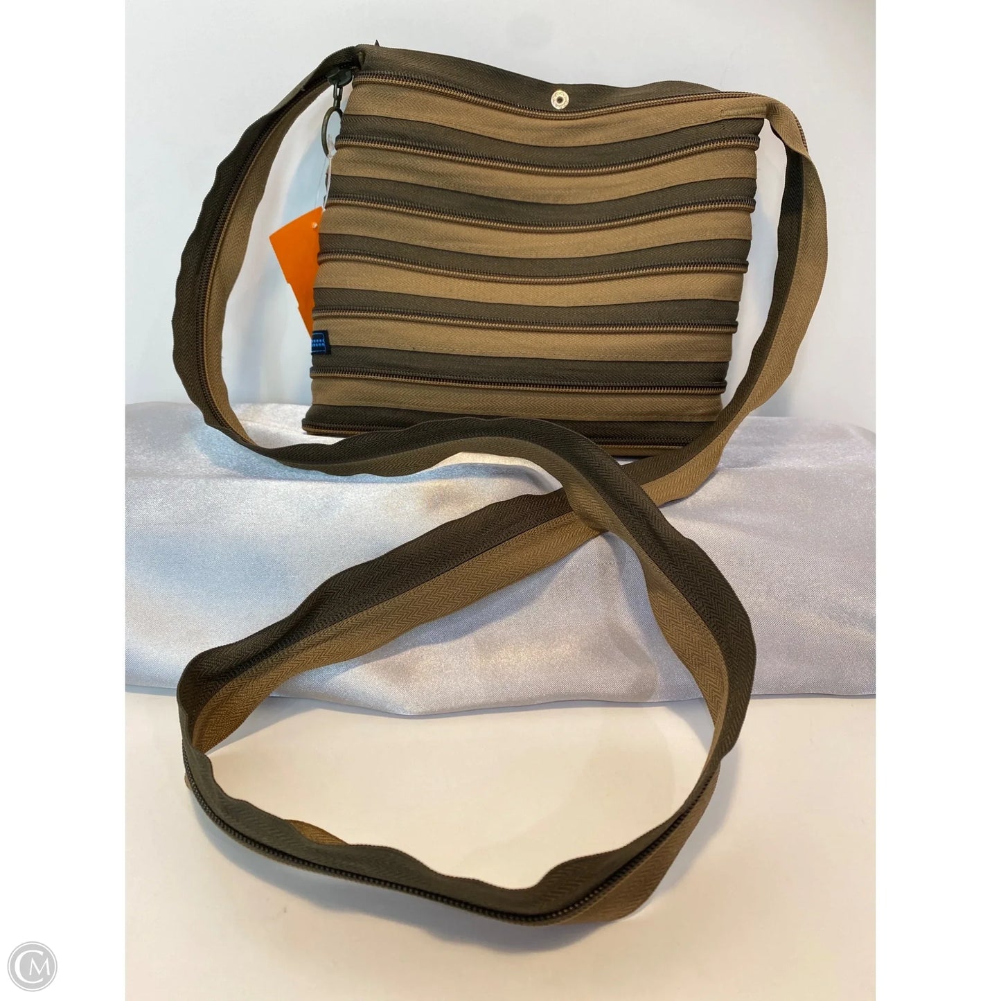 Handbag By Clothes Mentor, Size: Small