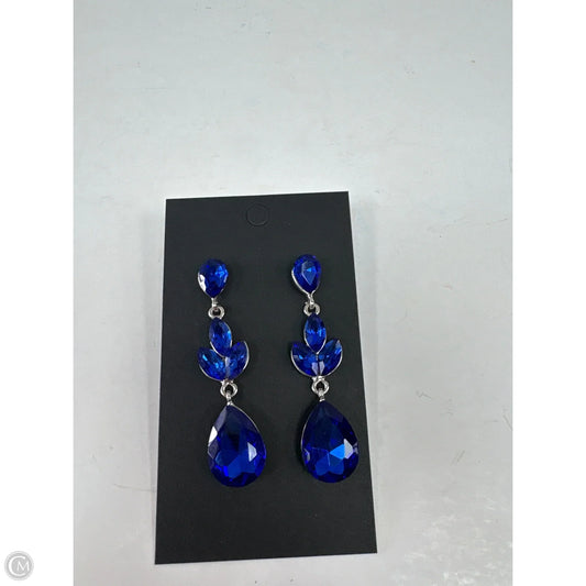 Earrings Dangle/drop By Clothes Mentor