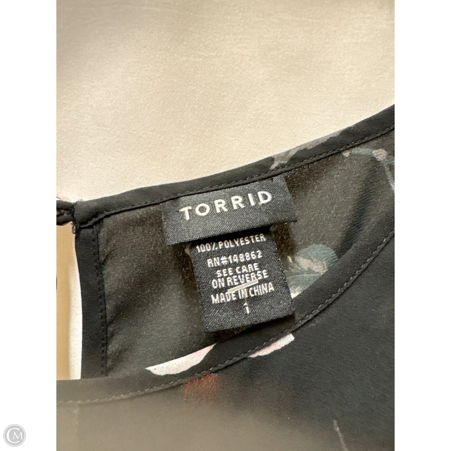 Top Short Sleeve By Torrid In Black, Size: 1x