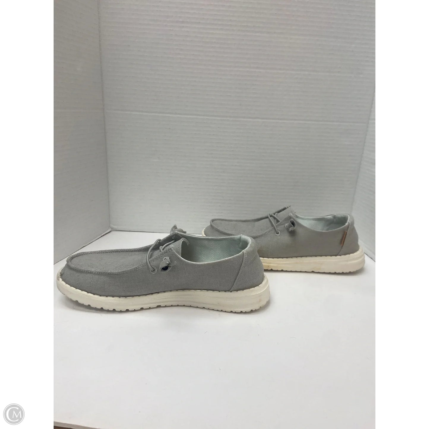 Shoes Flats By Hey Dude In Grey, Size: 7