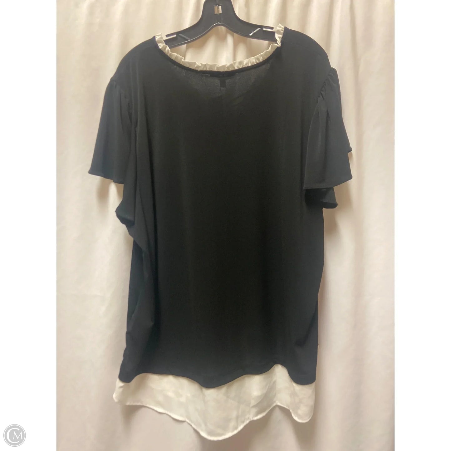 Top Short Sleeve By Adrianna Papell In Black & White, Size: 3x