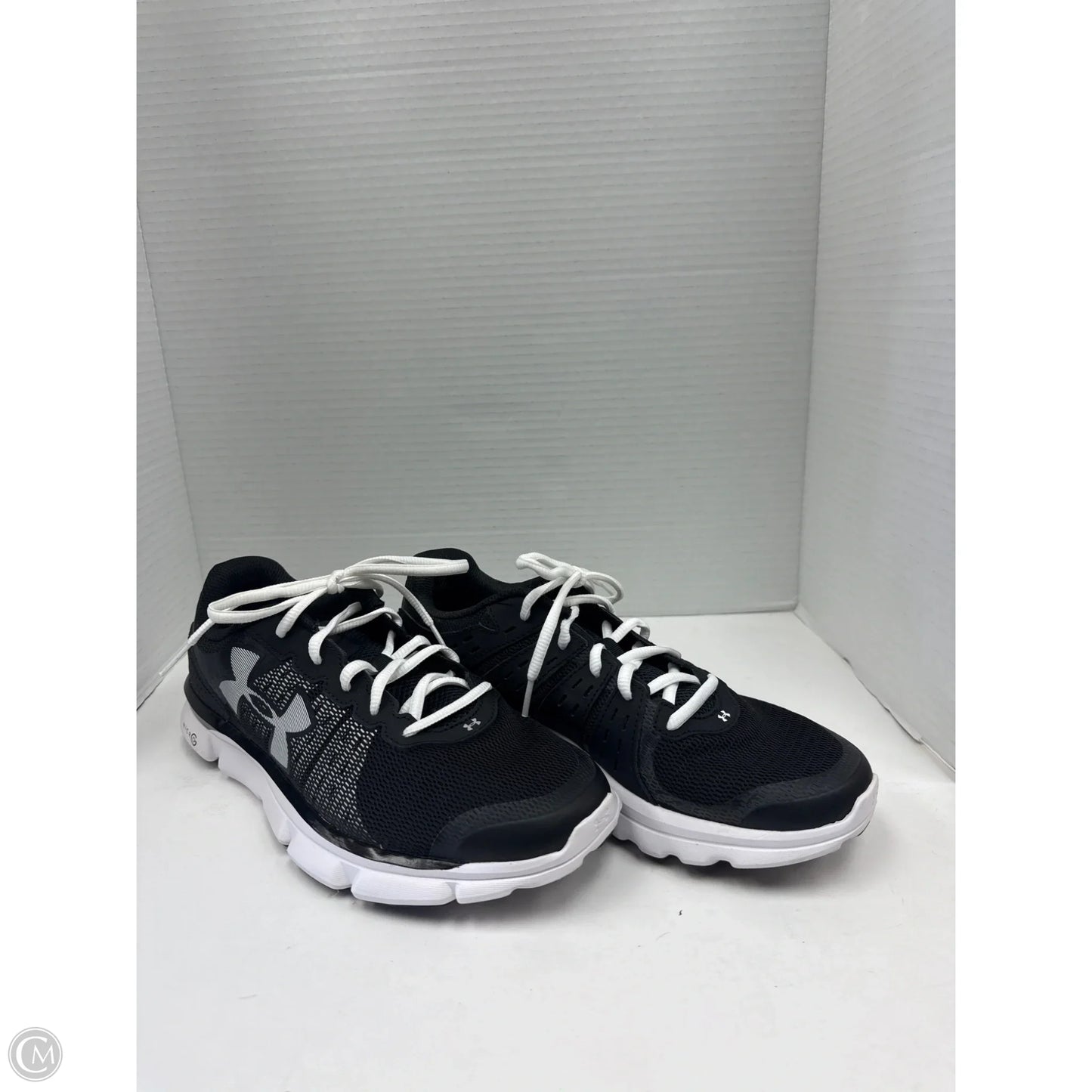 Shoes Athletic By Under Armour In Black, Size: 9.5