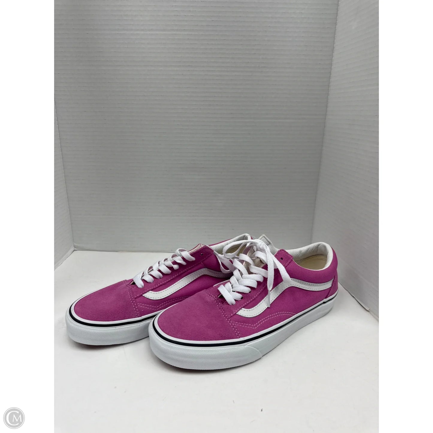 Shoes Sneakers By Vans In Pink, Size: 9.5