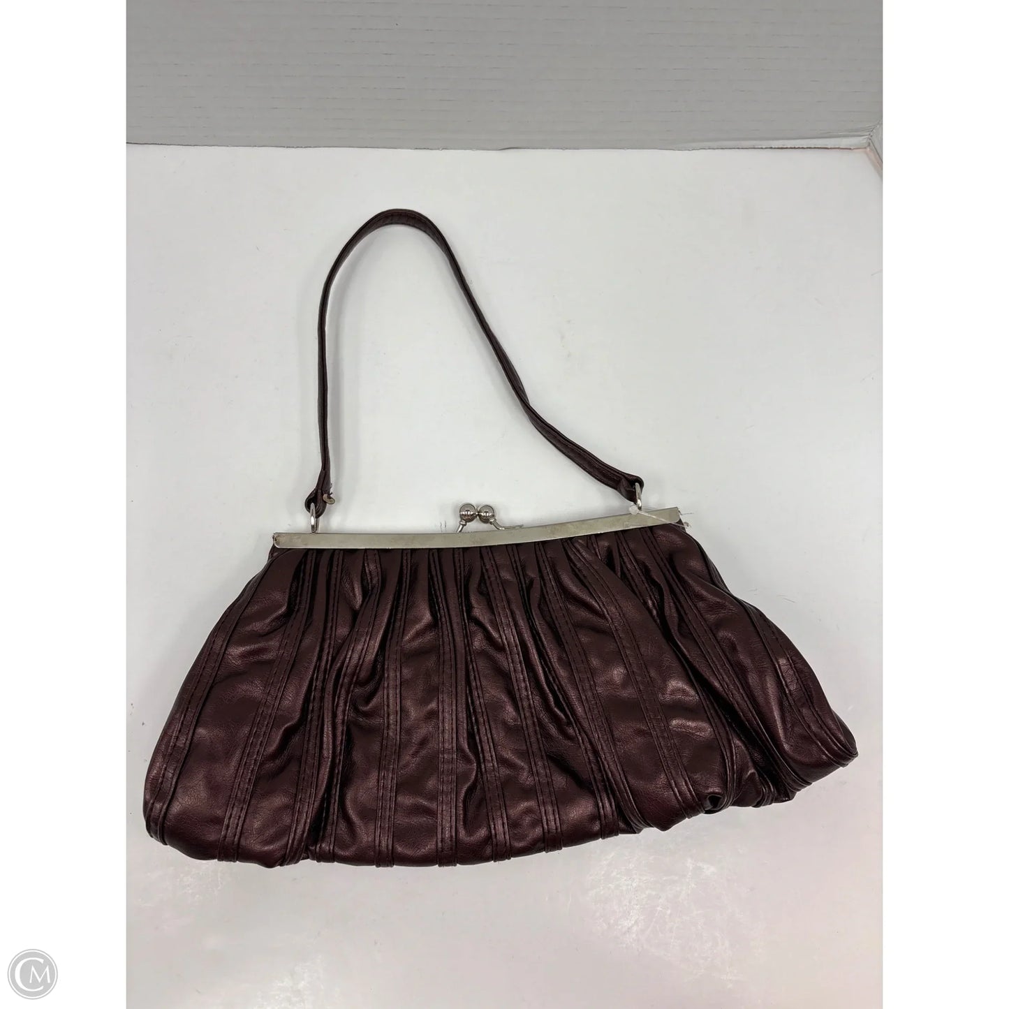 Clutch By Clothes Mentor, Size: Small