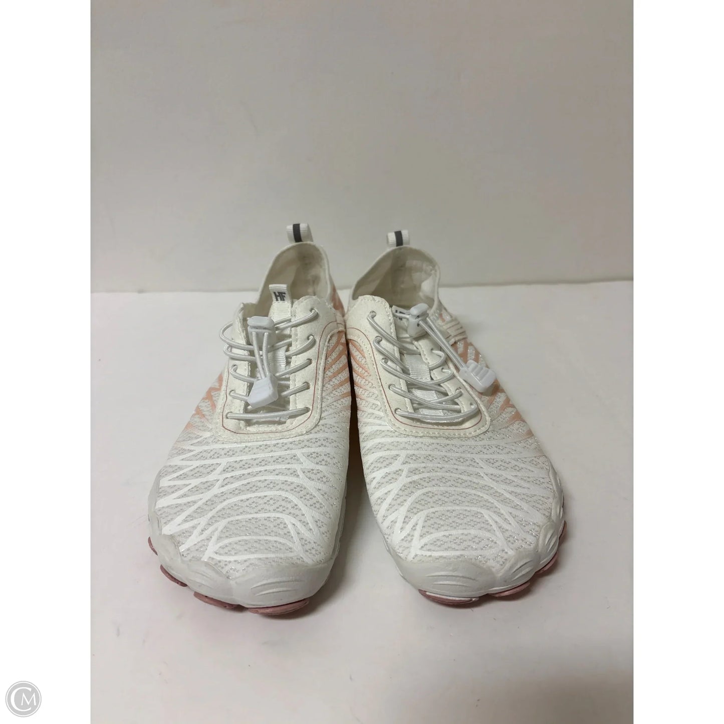 Shoes Flats By Clothes Mentor In White, Size: 9.5