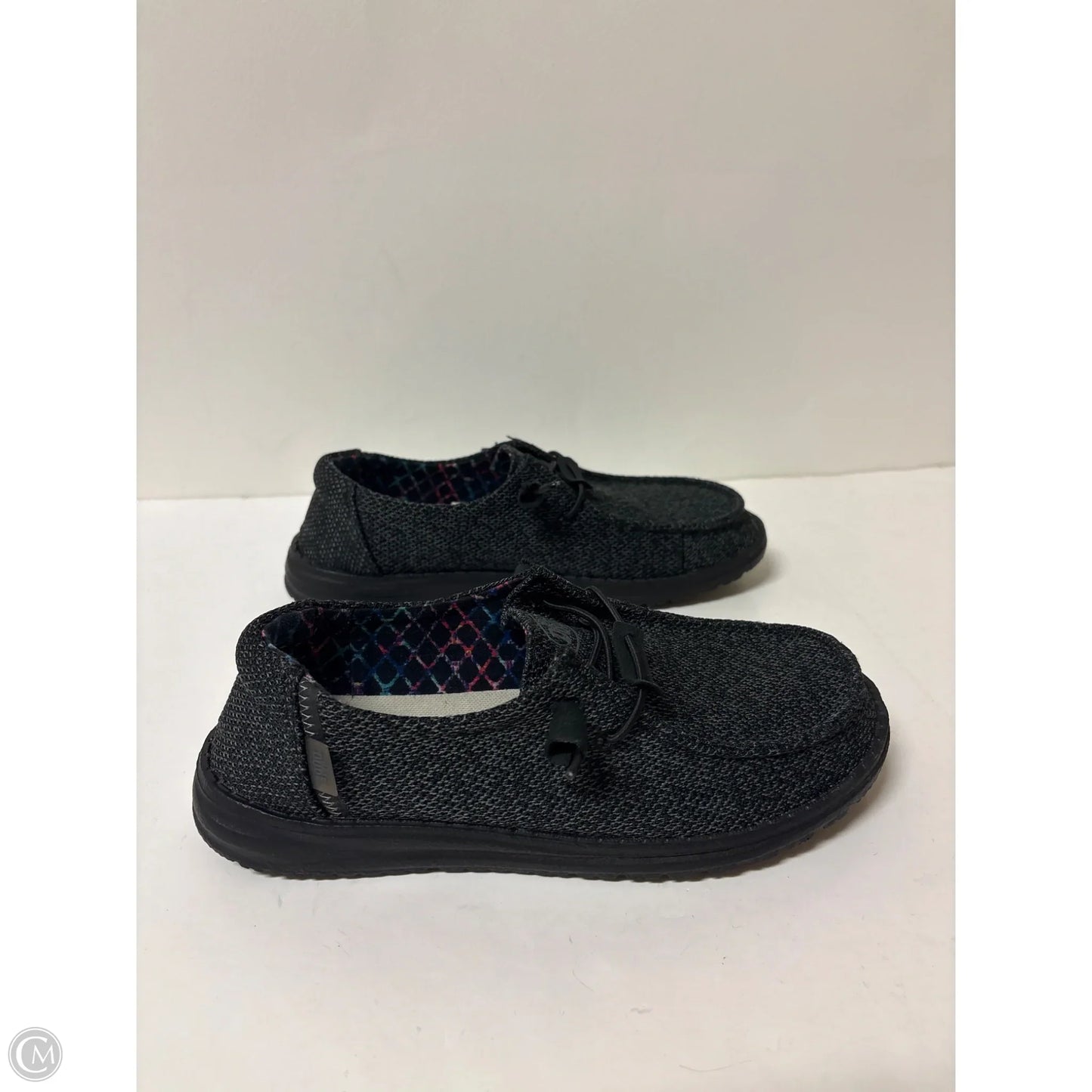 Shoes Flats By Hey Dude In Black, Size: 7