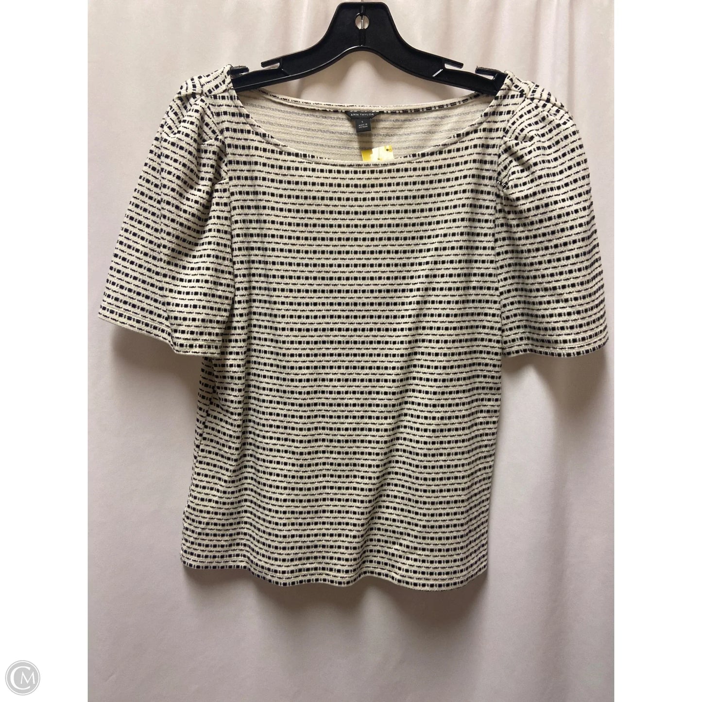 Top Short Sleeve By Ann Taylor In Black & White, Size: L