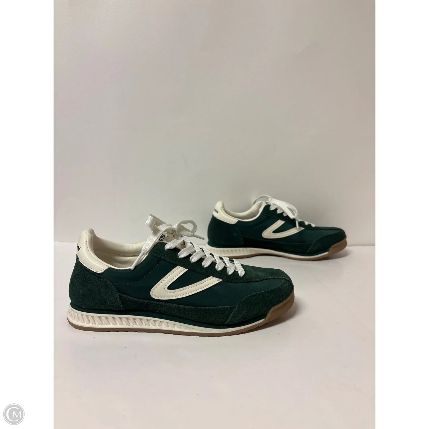 Shoes Sneakers By Tretorn In Green, Size: 8