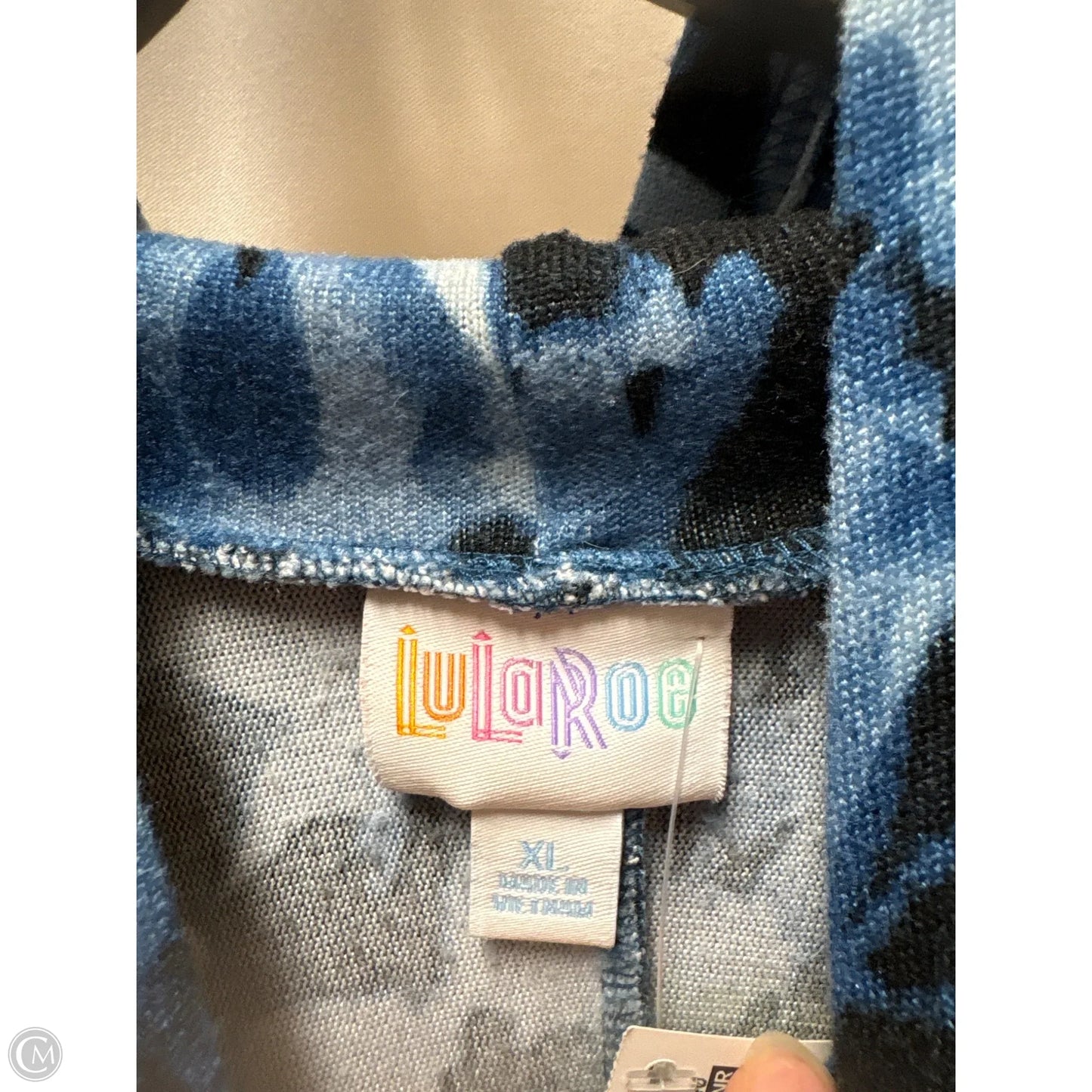 Top Long Sleeve By Lularoe In Blue, Size: Xl