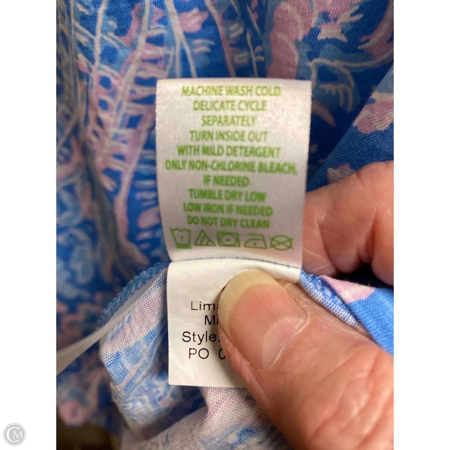 Top Short Sleeve Designer By Lilly Pulitzer In Blue, Size: Xs