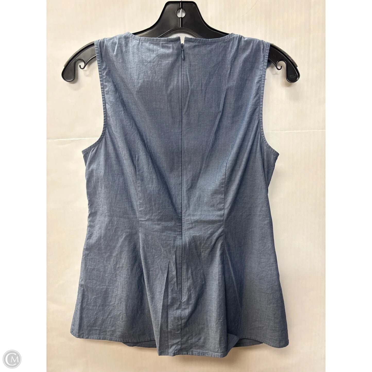 Top Sleeveless By Banana Republic In Blue, Size: Xs