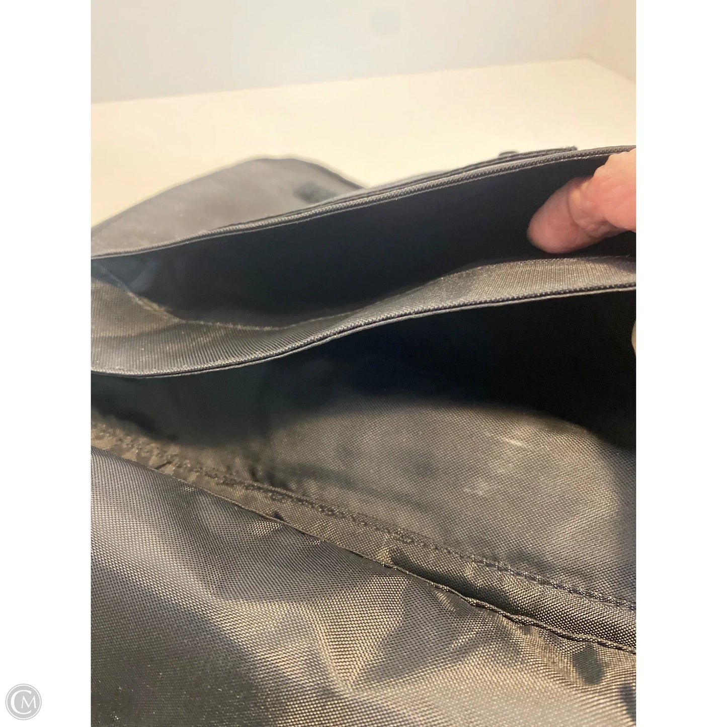 Handbag By Clothes Mentor, Size: Medium