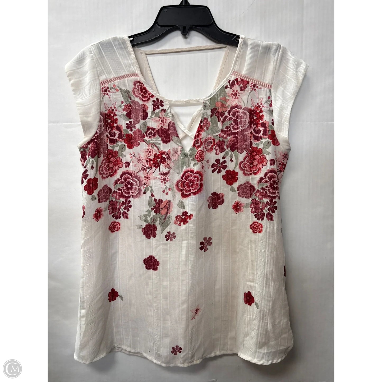 Top Short Sleeve By Maurices In White, Size: M