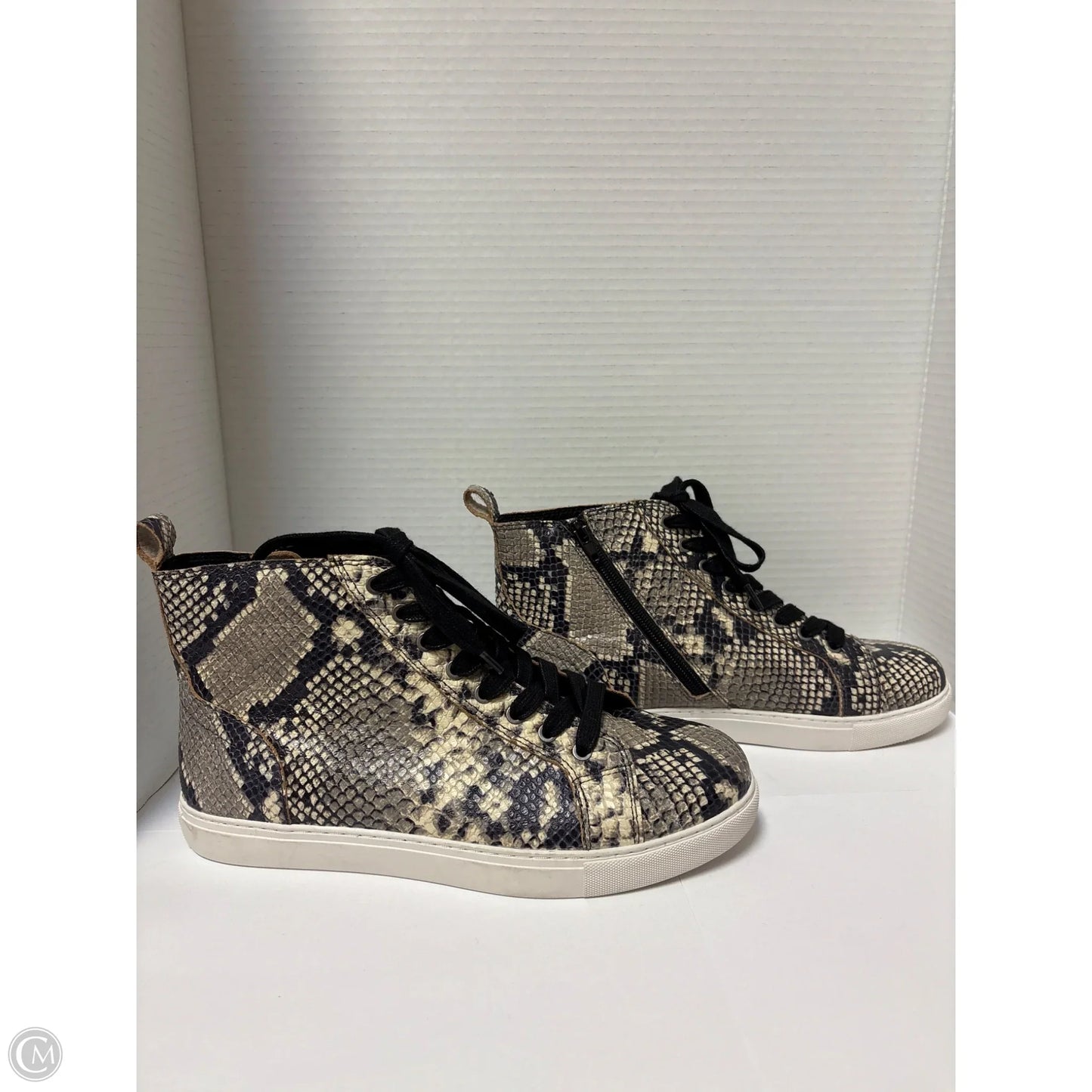 Shoes Sneakers By Maurices In Snakeskin Print, Size: 10