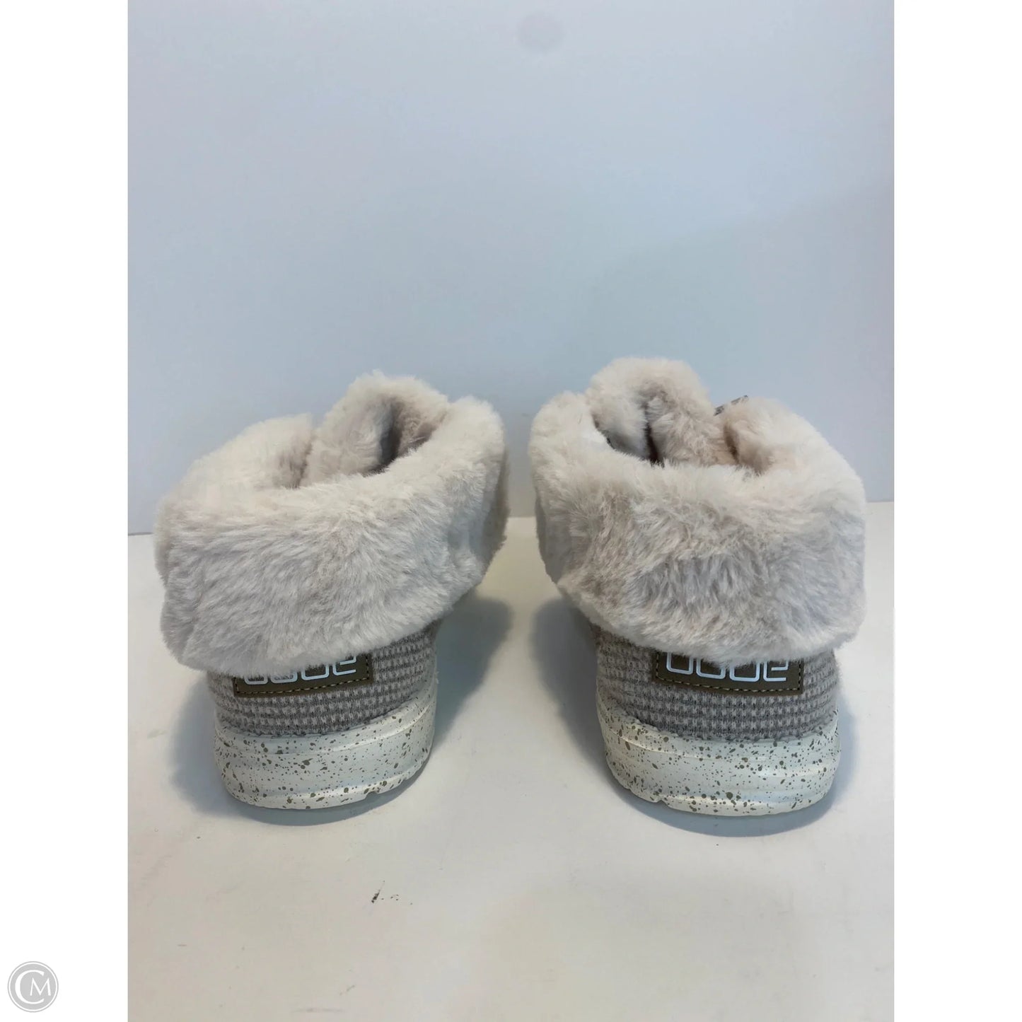 Shoes Flats By Hey Dude In Grey, Size: 10