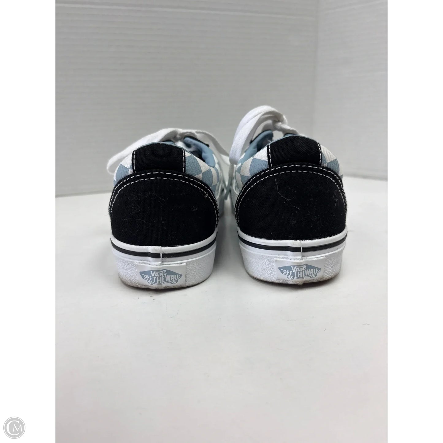 Shoes Sneakers By Vans In Blue, Size: 6