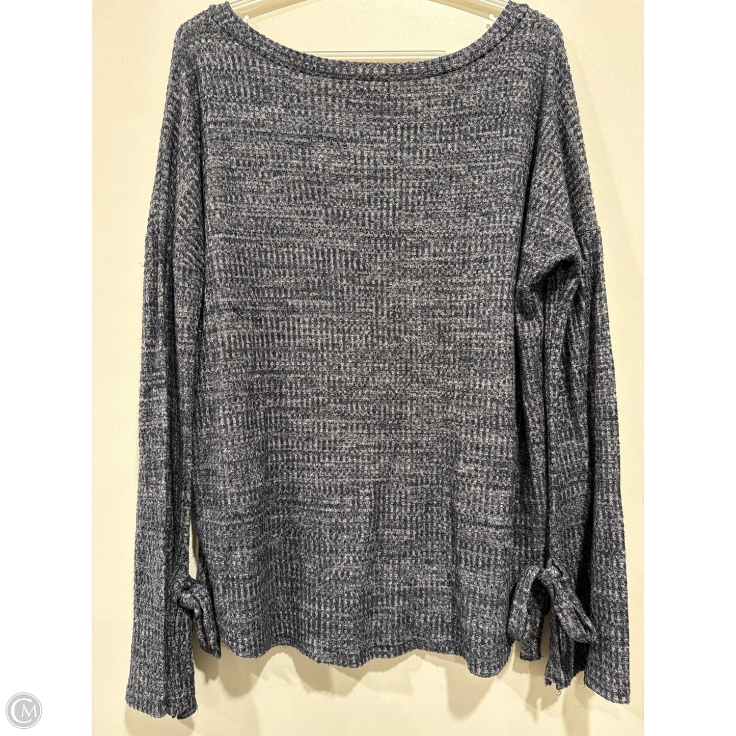 Top Long Sleeve By Clothes Mentor In Navy, Size: M