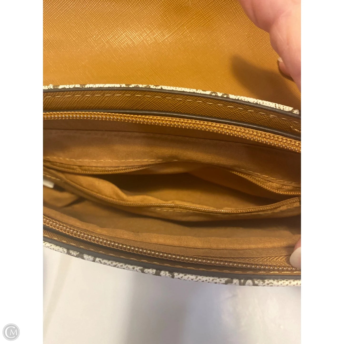 Crossbody By Clothes Mentor, Size: Medium