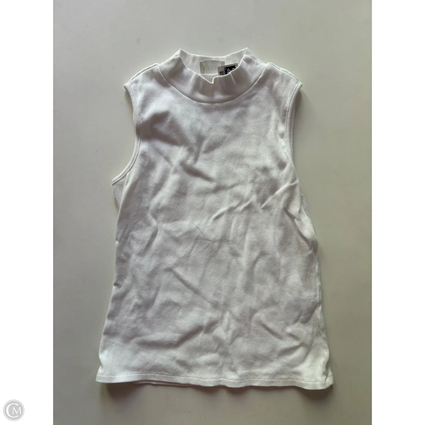 Top Sleeveless By Cyrus Knits In White, Size: M