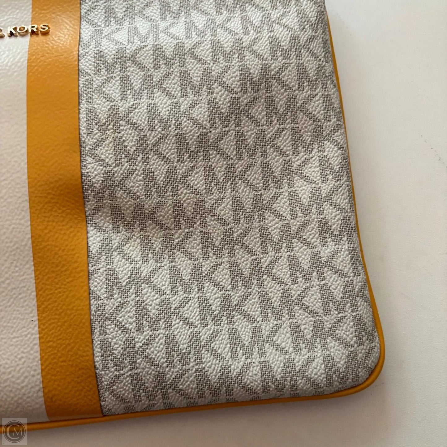 Wristlet Designer By Michael Kors, Size: Large