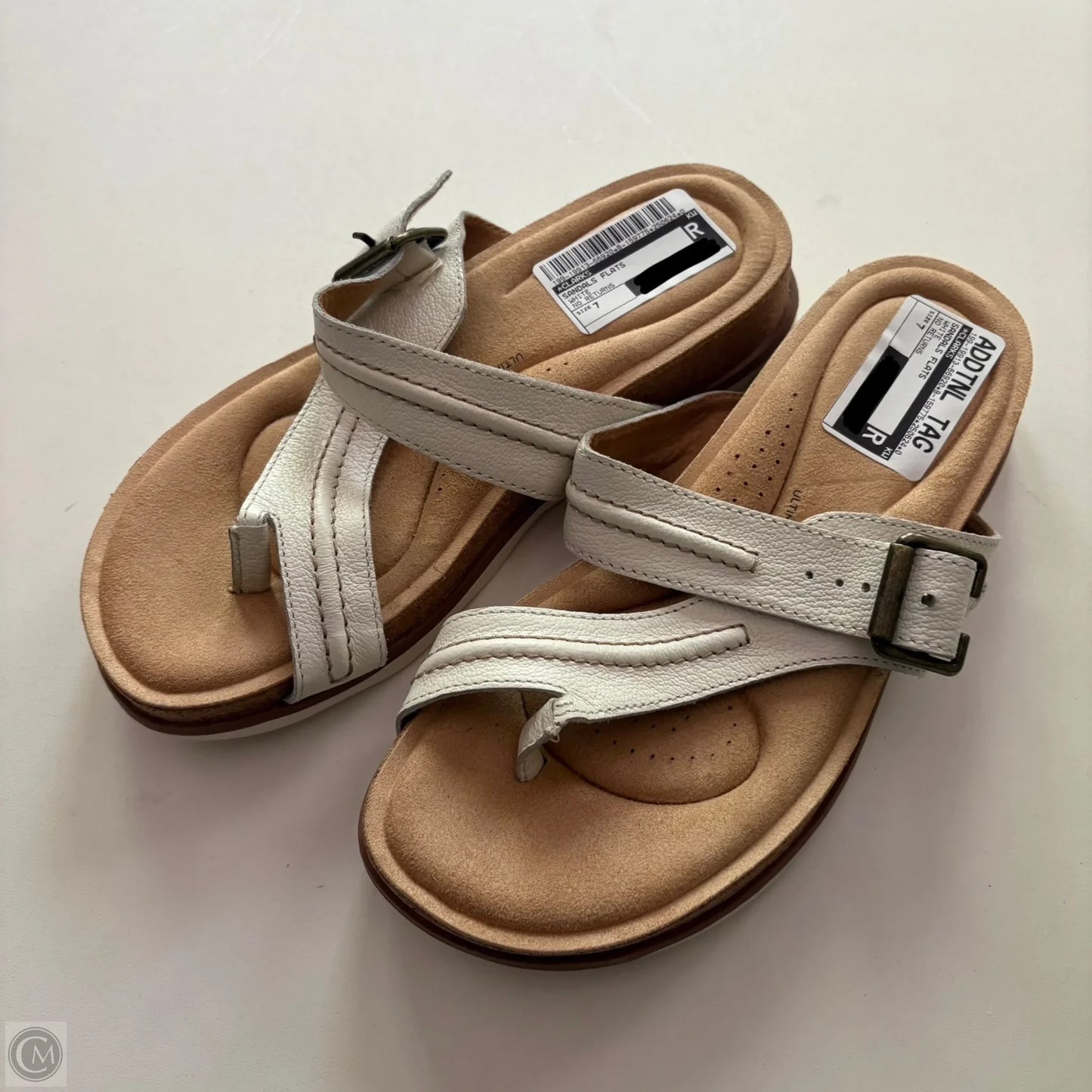 Sandals Flats By Clarks In White, Size: 7