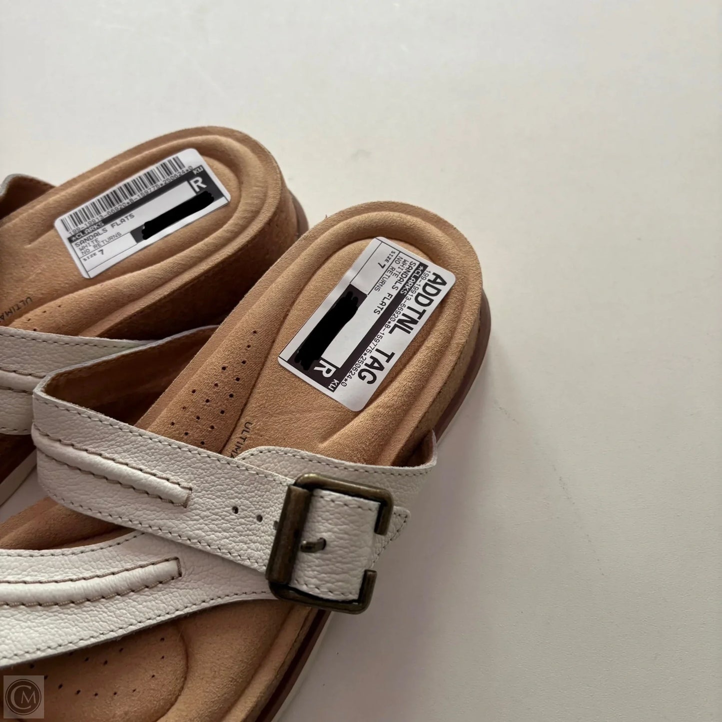 Sandals Flats By Clarks In White, Size: 7