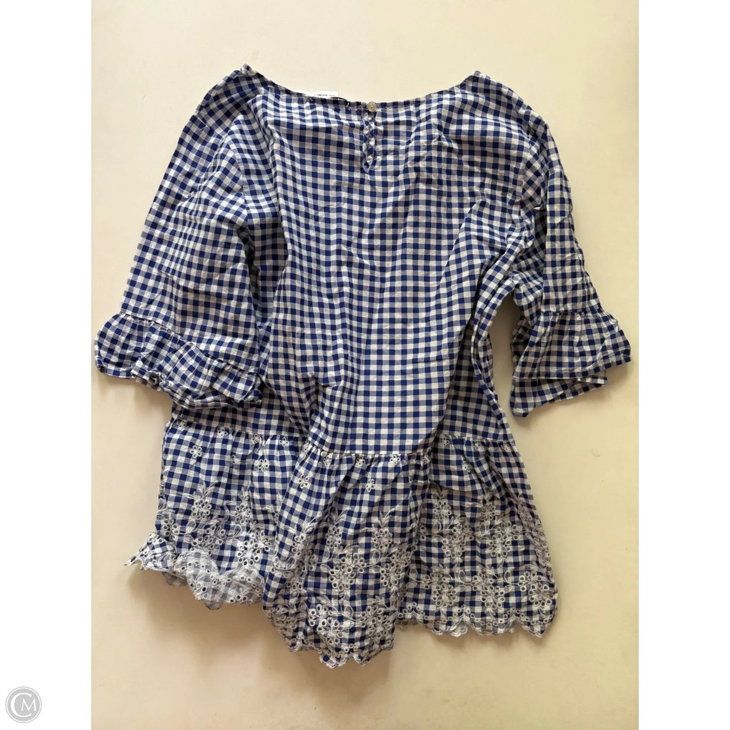 Top Short Sleeve By Tennesse Honeyy In Checkered Pattern, Size: L