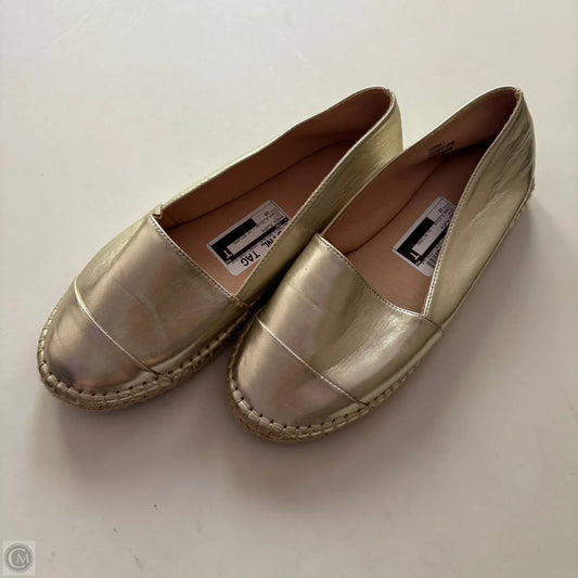 Shoes Flats By Chase & Chloe In Gold, Size: 10
