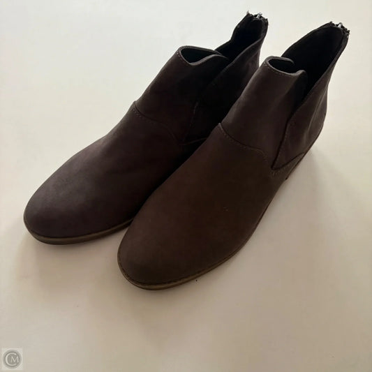 Boots Ankle Flats By Dolcetta In Brown, Size: 7