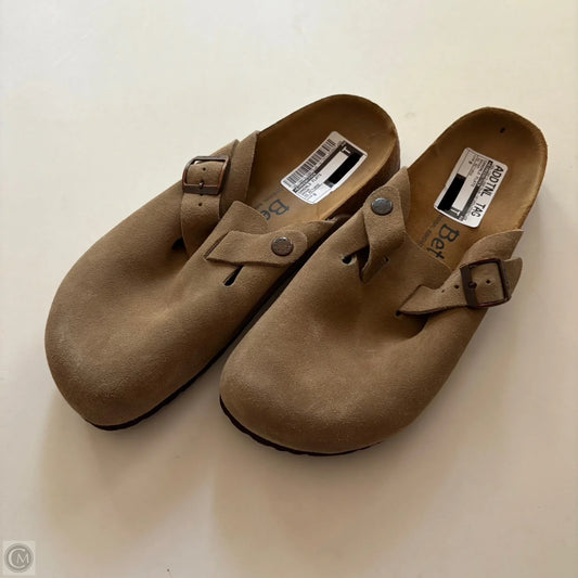 Sandals Flats By Birkenstock In Brown, Size: 9