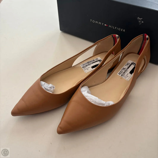 Sandals Flats By Tommy Hilfiger In Tan, Size: 10
