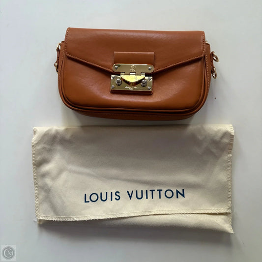Handbag Luxury Designer By Louis Vuitton, Size: Medium