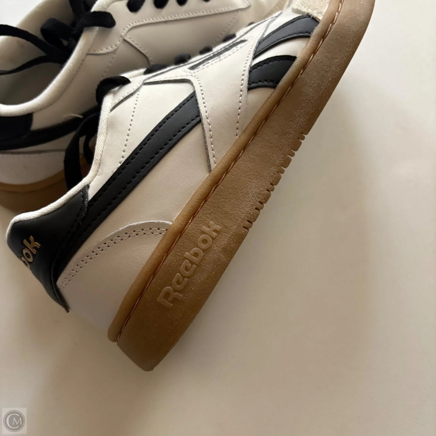 Shoes Athletic By Reebok In Cream, Size: 8