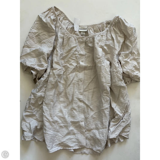 Top Short Sleeve By Ava & Viv In Cream, Size: 2x