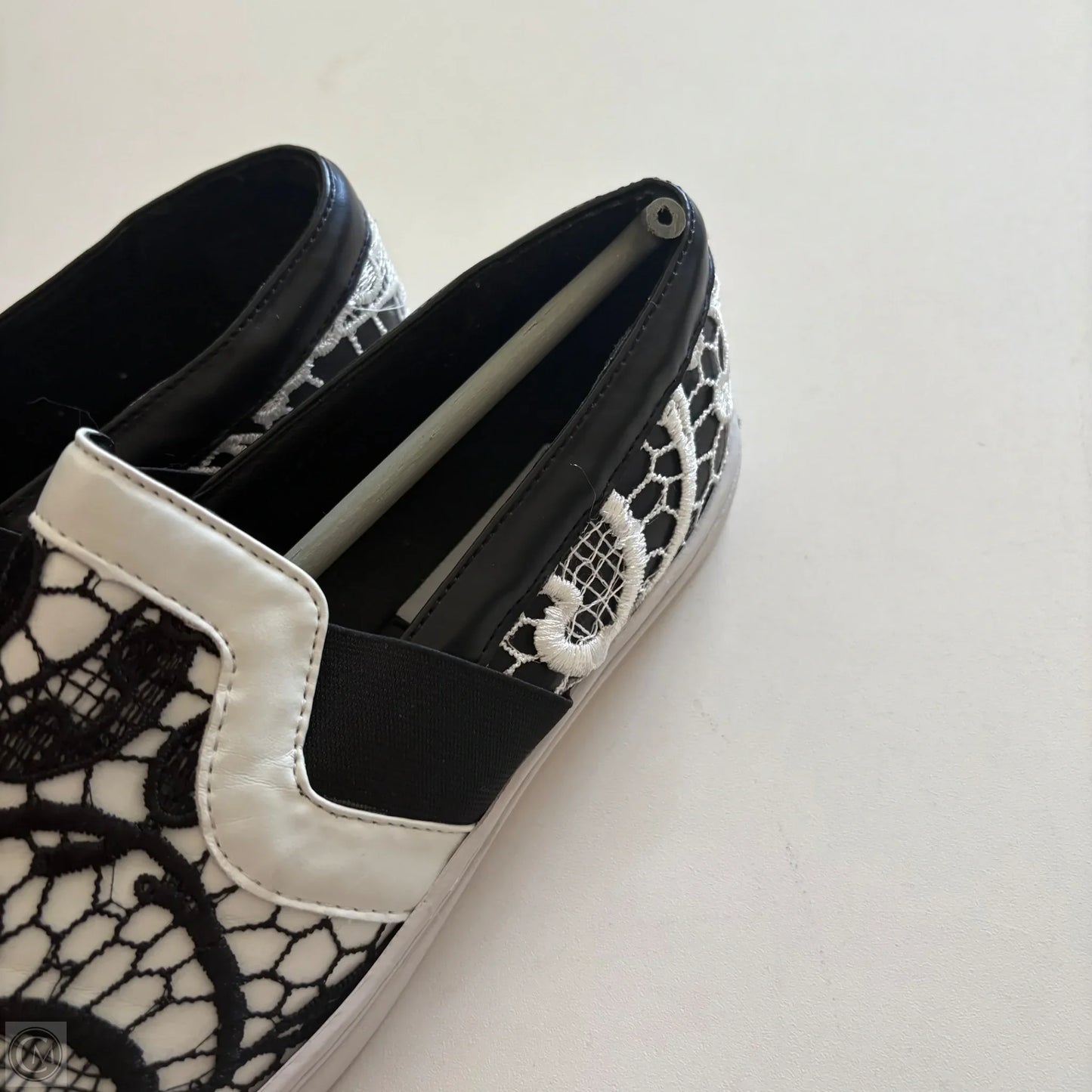 Shoes Flats By Steve Madden In Black, Size: 6