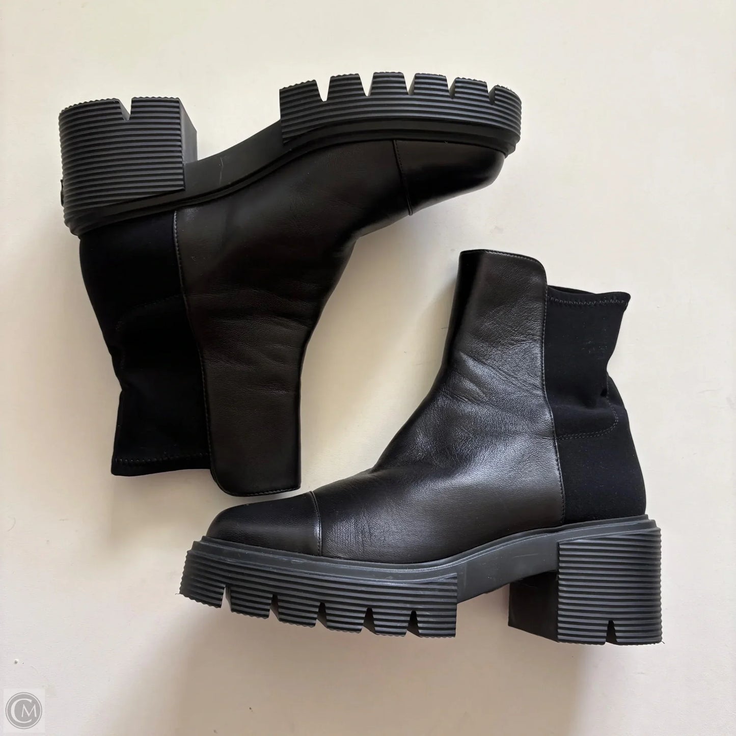 Boots Designer By Stuart Weitzman In Black, Size: 8