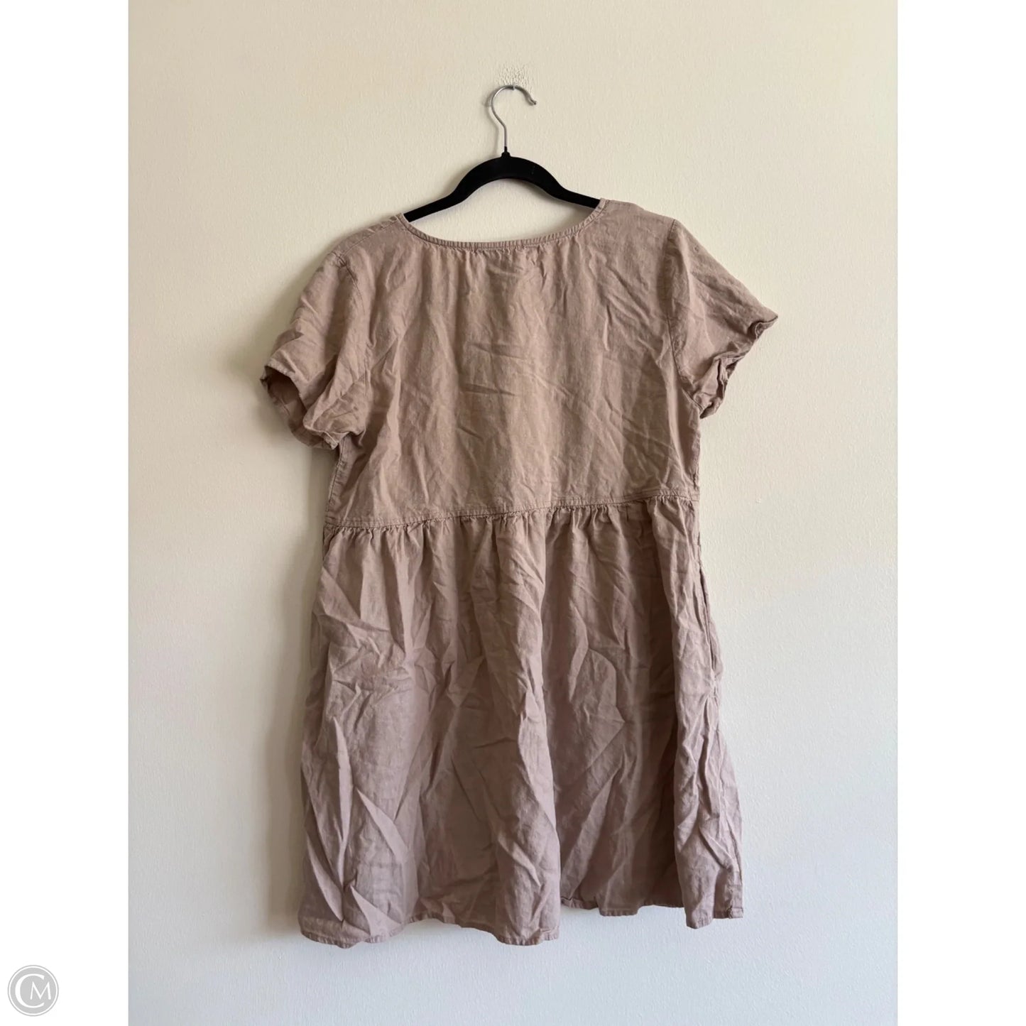 Dress Casual Short By Laynee & Lee In Tan, Size: M