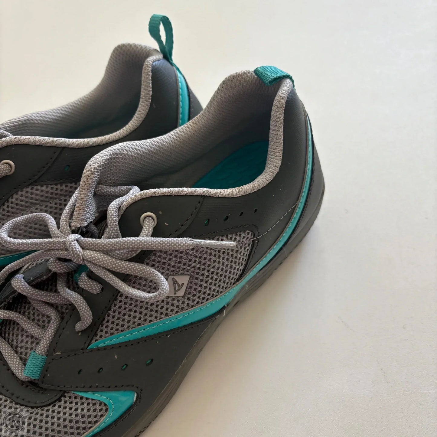 Shoes Athletic By Sperry In Grey, Size: 10