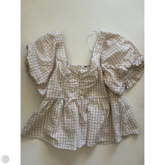 Top Short Sleeve By Old Navy In Checkered Pattern, Size: L