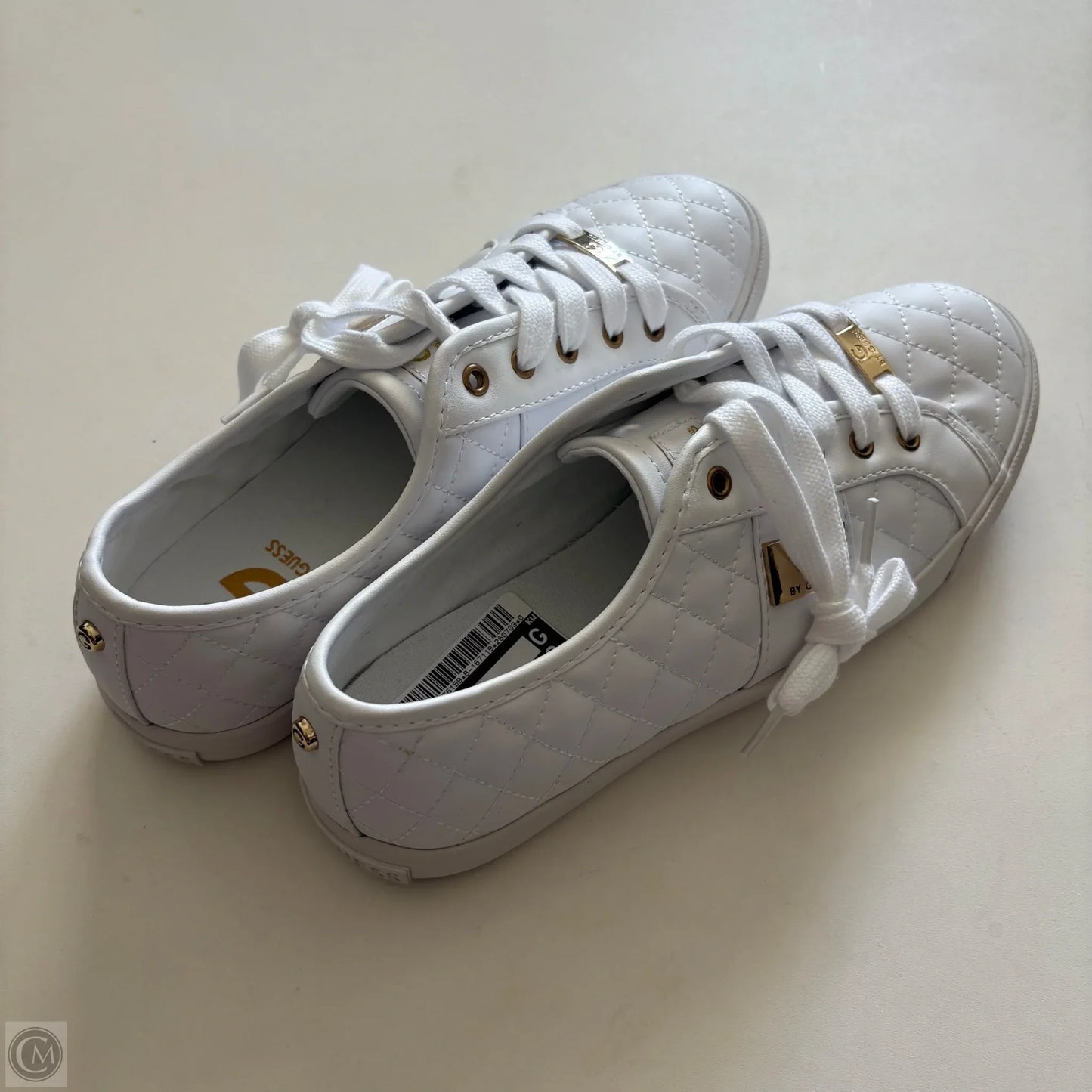 Shoes Athletic By Guess In White, Size: 9