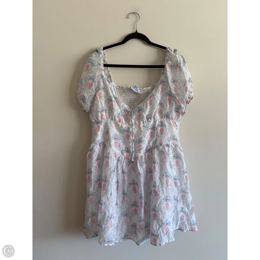 Top Short Sleeve By Celebrity Pink In Floral Print, Size: 3x
