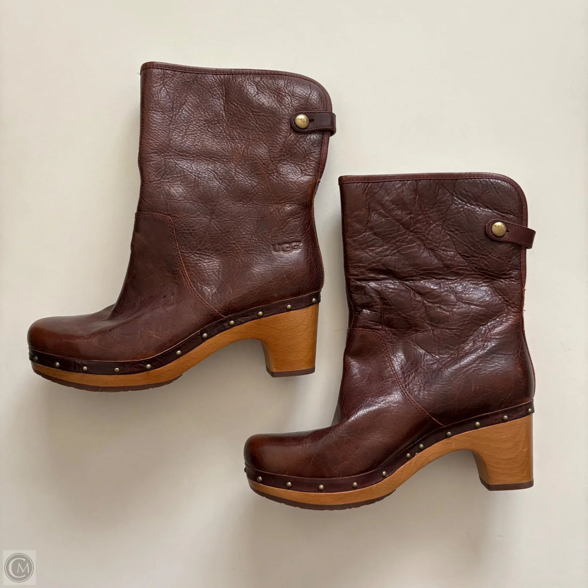 Boots Designer By Ugg In Brown, Size: 8