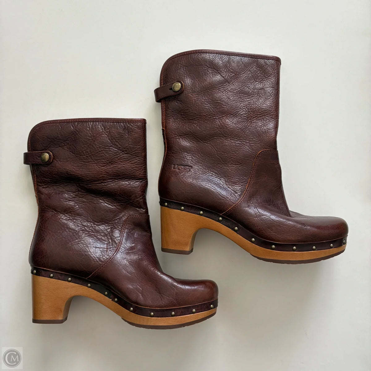 Boots Designer By Ugg In Brown, Size: 8