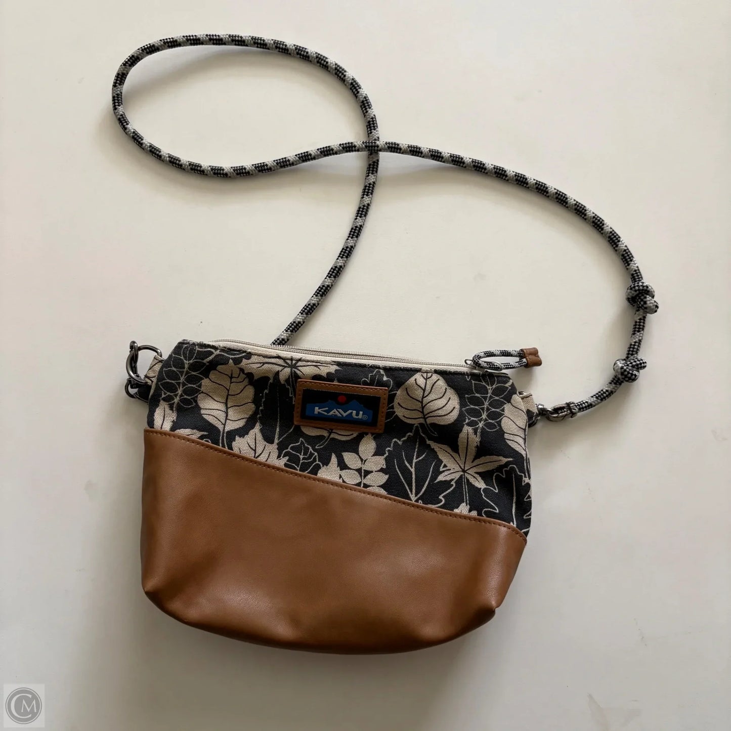 Crossbody By Kavu, Size: Small
