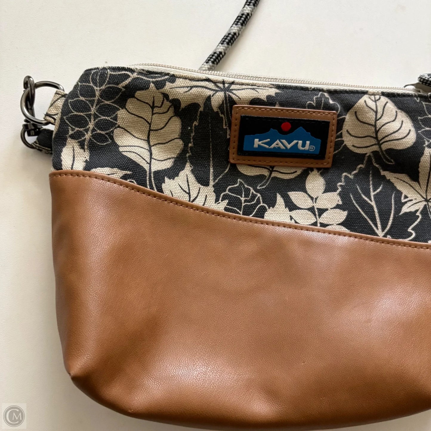 Crossbody By Kavu, Size: Small