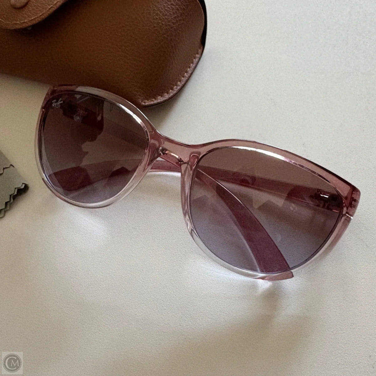 Sunglasses Designer By Ray Ban, Size: Medium