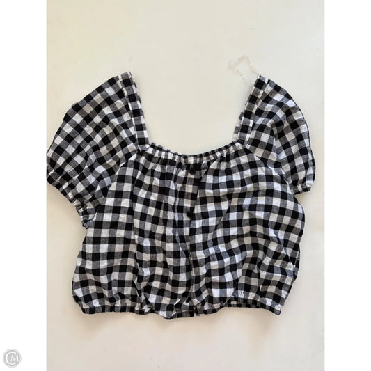 Top Short Sleeve By Cato In Black & White, Size: 18